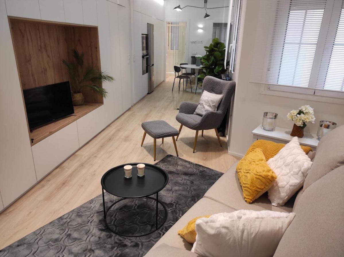 לאון Lujoso Y Amplio Apartamento Con Parking Incluido מראה חיצוני תמונה